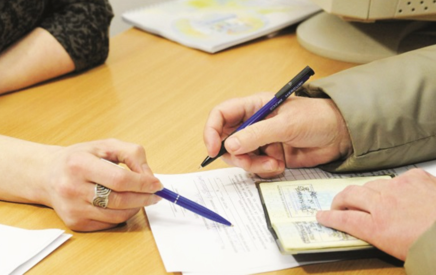 В Украине изменят процедуру получения гражданства. Почему это важно